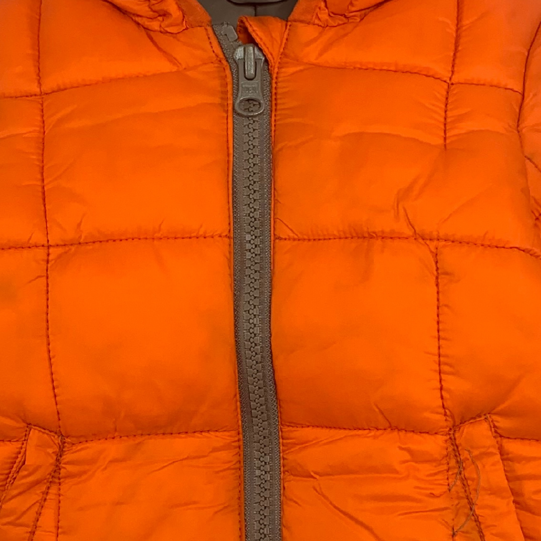 United Colors of Beneton, Down Jacket, 74 cm close up